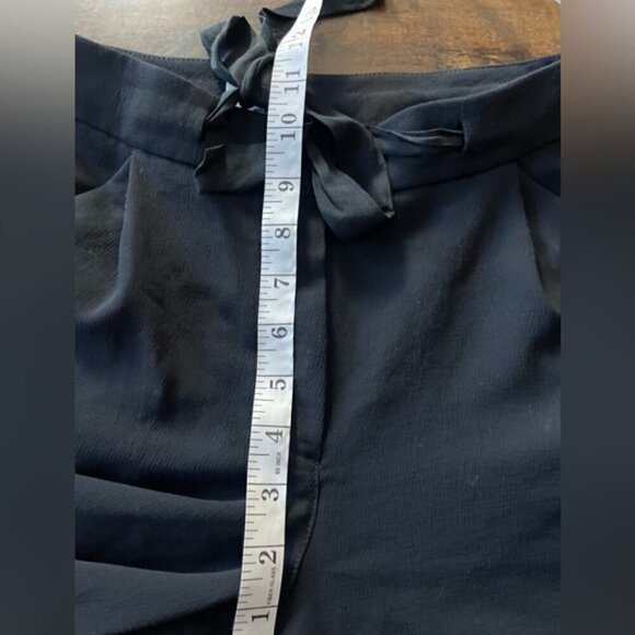 Aritzia Wilfred Allant Pant black crepe cropped lightweight trousers size 4 - Picture 14 of 16